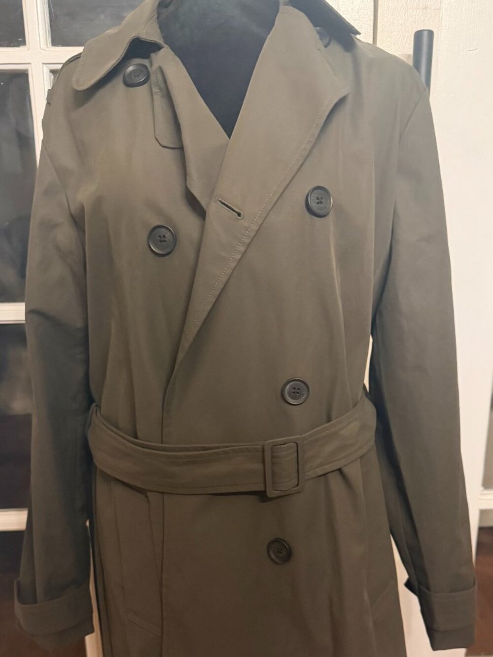 Abercrombie & Fitch womens belted trench coat. Size L dark olive green